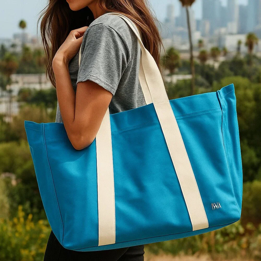 Uniqlo xJW Anderson Canvas tote 2025 Dior Creative director - Picture 2 of 5